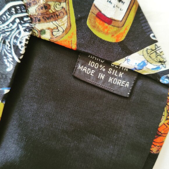 Vintage 1992 Nicole Miller Silk Tie Seagram's Liquor Print Bottles Cocktails - Picture 7 of 7